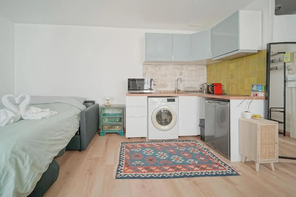 Apartment Doorman Best Studio In 12Th Paris
